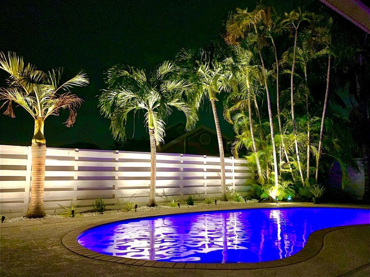Kendall Keys Oasis Home W/ Pool, Theater & Arcade Miami Exterior photo